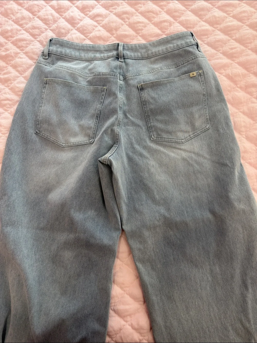 HALARA Light Blue Straight-Leg Women's Jeans - Picture 5 of 9